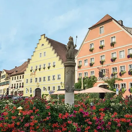 Hotel Wagners Greifen-post 3*