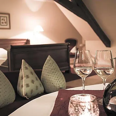 Wagners Greifen-post Hotel 4*