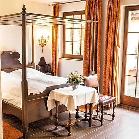Wagners Hotel Greifen-Post 4*